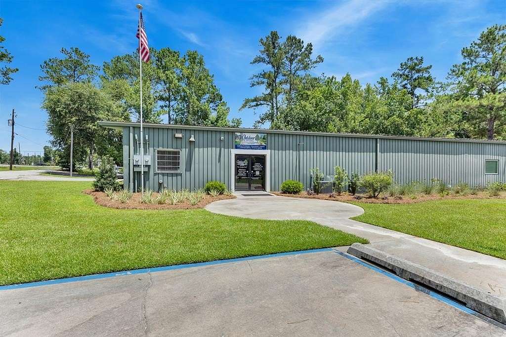 3.44 Acres of Improved Commercial Land for Sale in Valdosta, Georgia