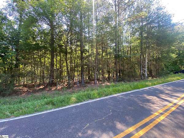 0.9 Acres of Residential Land for Sale in Mountville, South Carolina