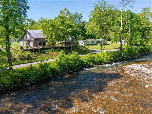 20 Acres of Land for Sale in Abingdon, Virginia