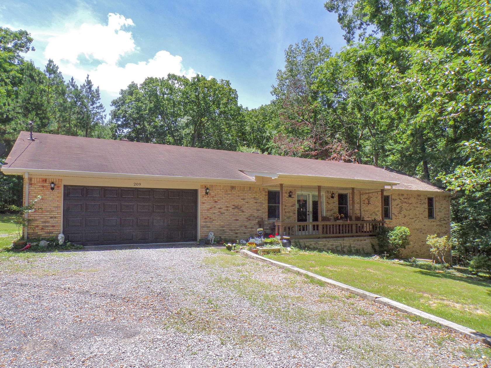 4.16 Acres of Land with Home for Sale in Benton, Kentucky