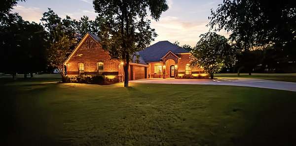2.62 Acres of Land with Home for Sale in Granbury, Texas