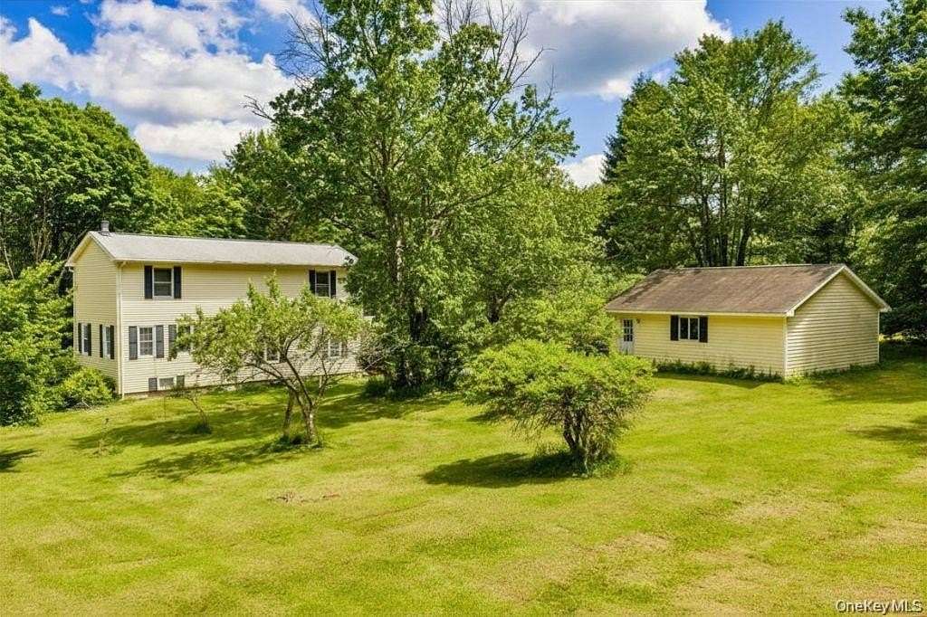 4 Acres of Land with Home for Sale in Fremont Center, New York