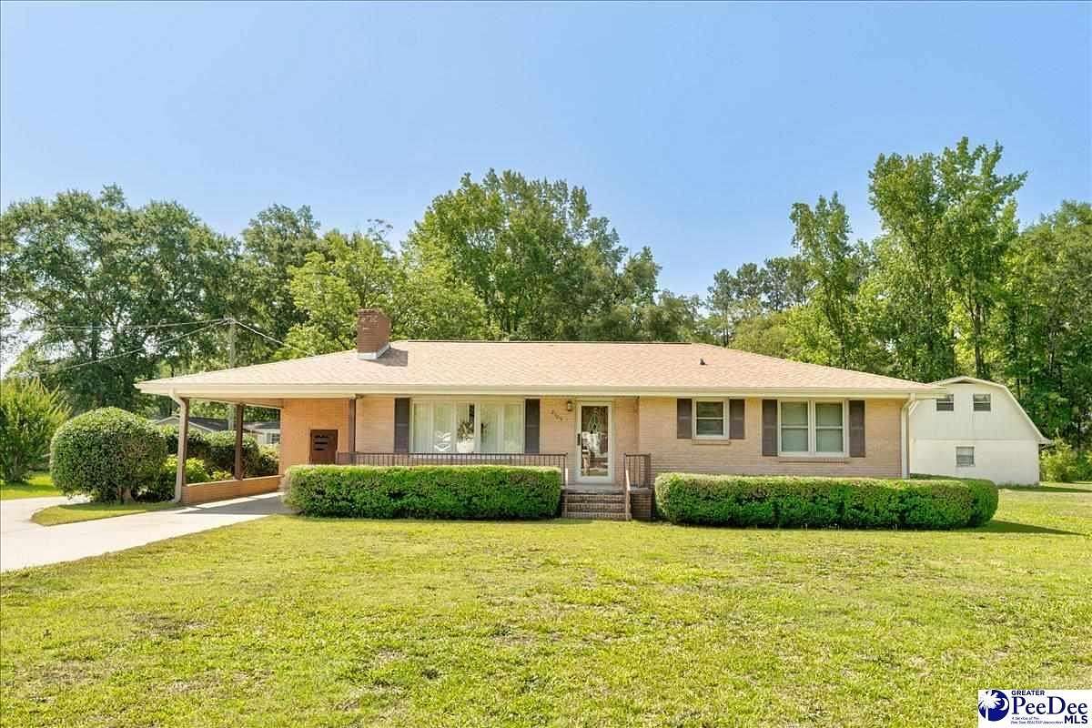 2.19 Acres of Land with Home for Sale in Hartsville, South Carolina