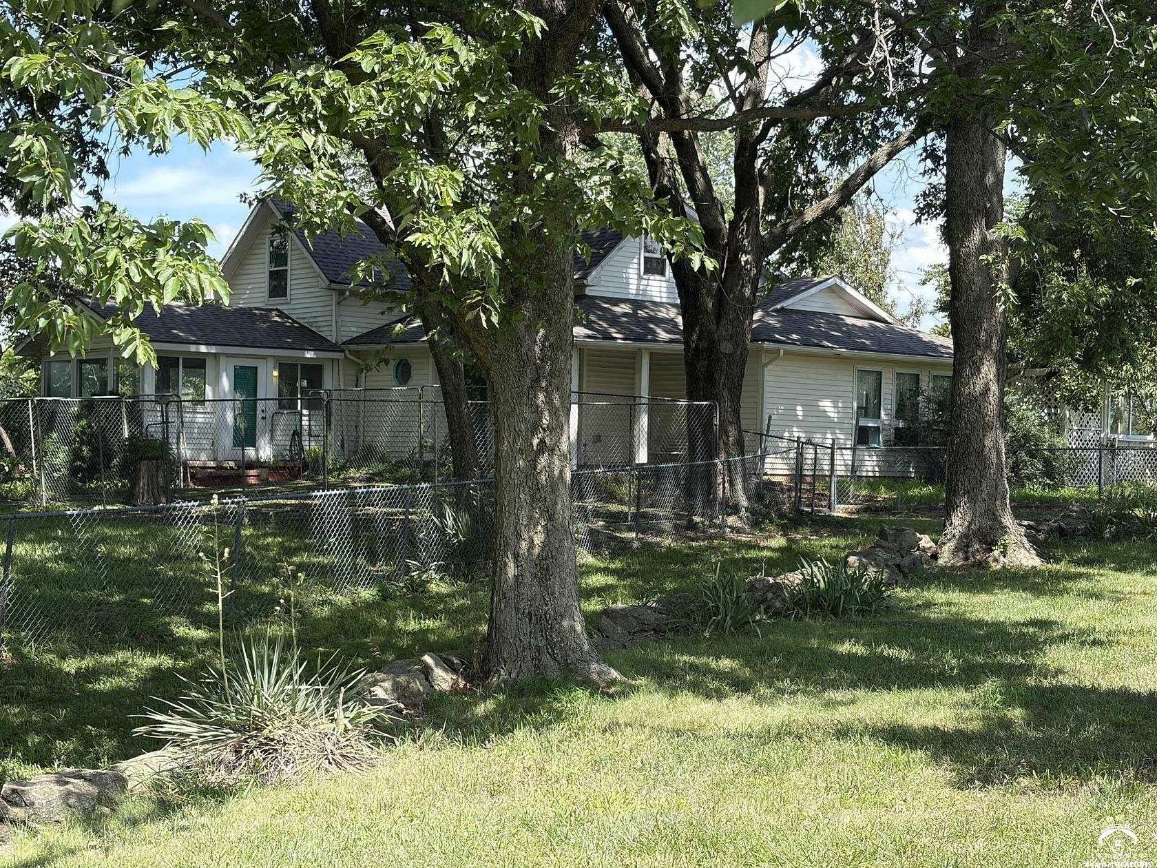 17 Acres of Land with Home for Sale in Baldwin City, Kansas