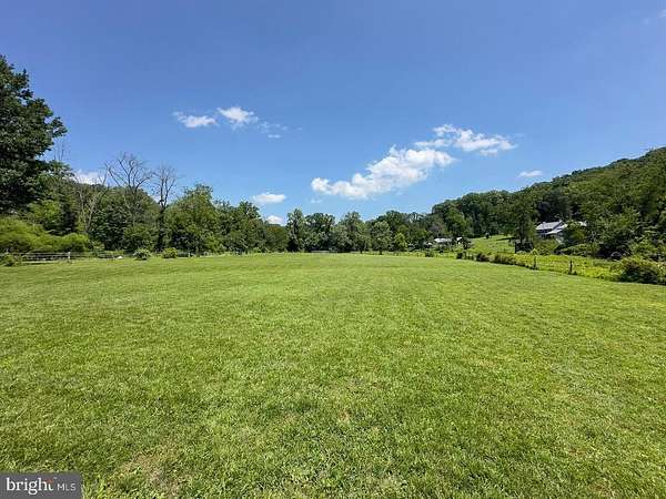 54 Acres of Land for Lease in Spring City, Pennsylvania