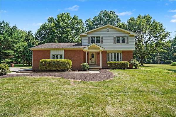 2 Acres of Land with Home for Sale in Youngstown, Ohio
