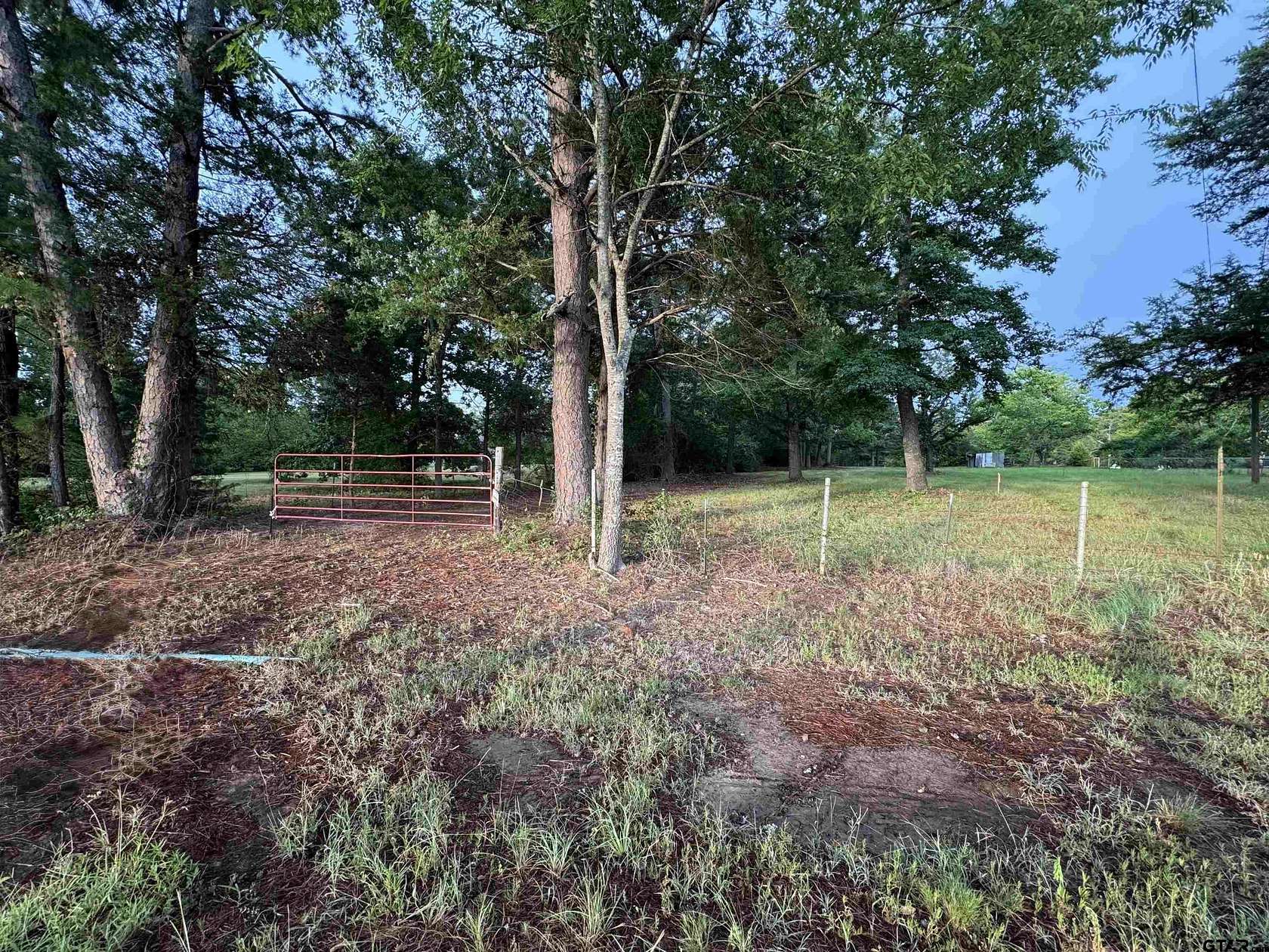 18 Acres of Recreational & Residential Land for Sale in Arp, Texas