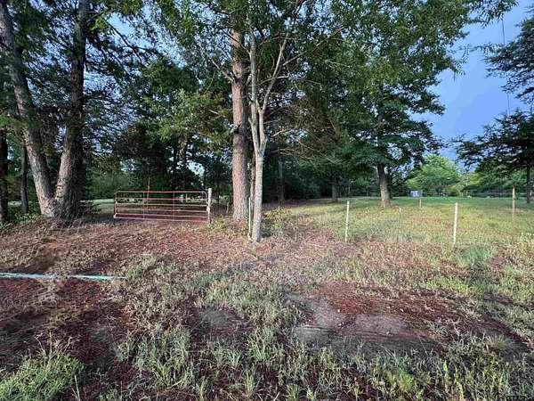 18 Acres of Recreational & Residential Land for Sale in Arp, Texas