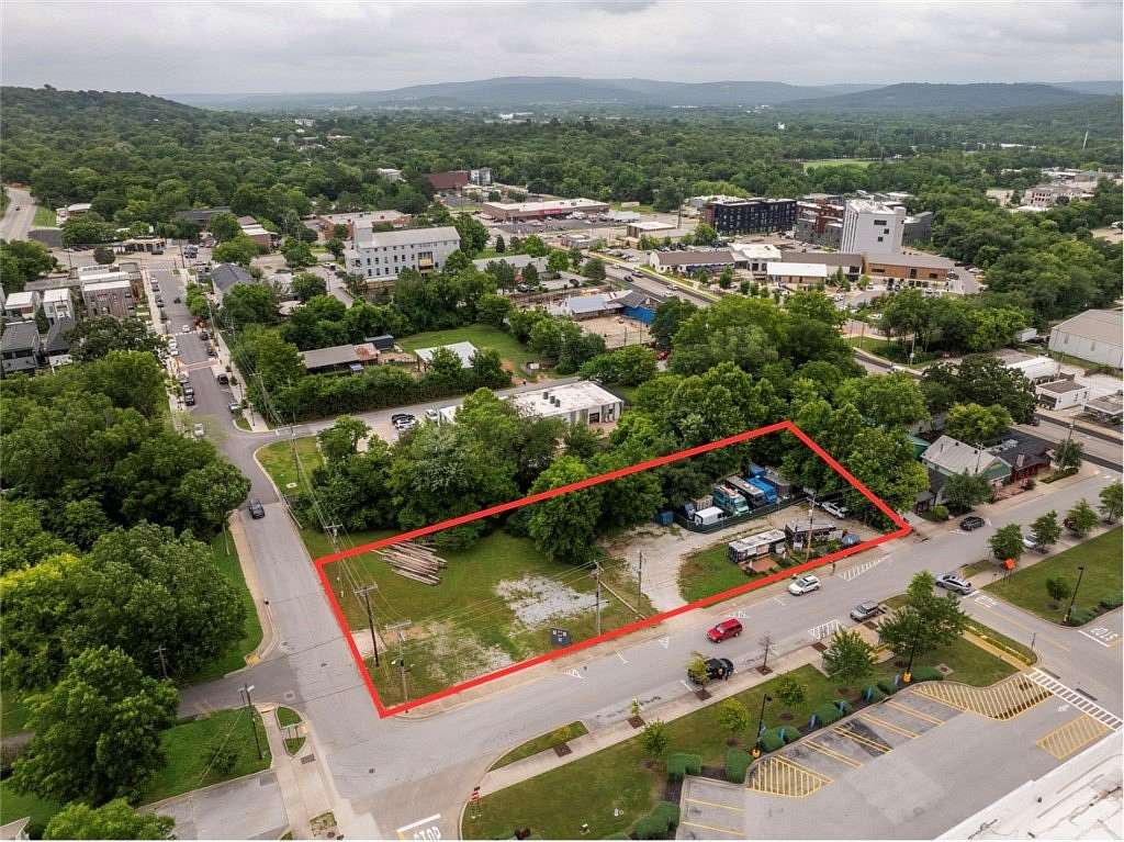 0.92 Acres of Land for Sale in Fayetteville, Arkansas