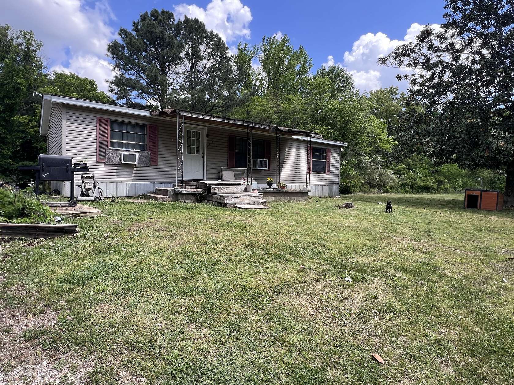 2.48 Acres of Land with Home for Sale in Paris, Tennessee