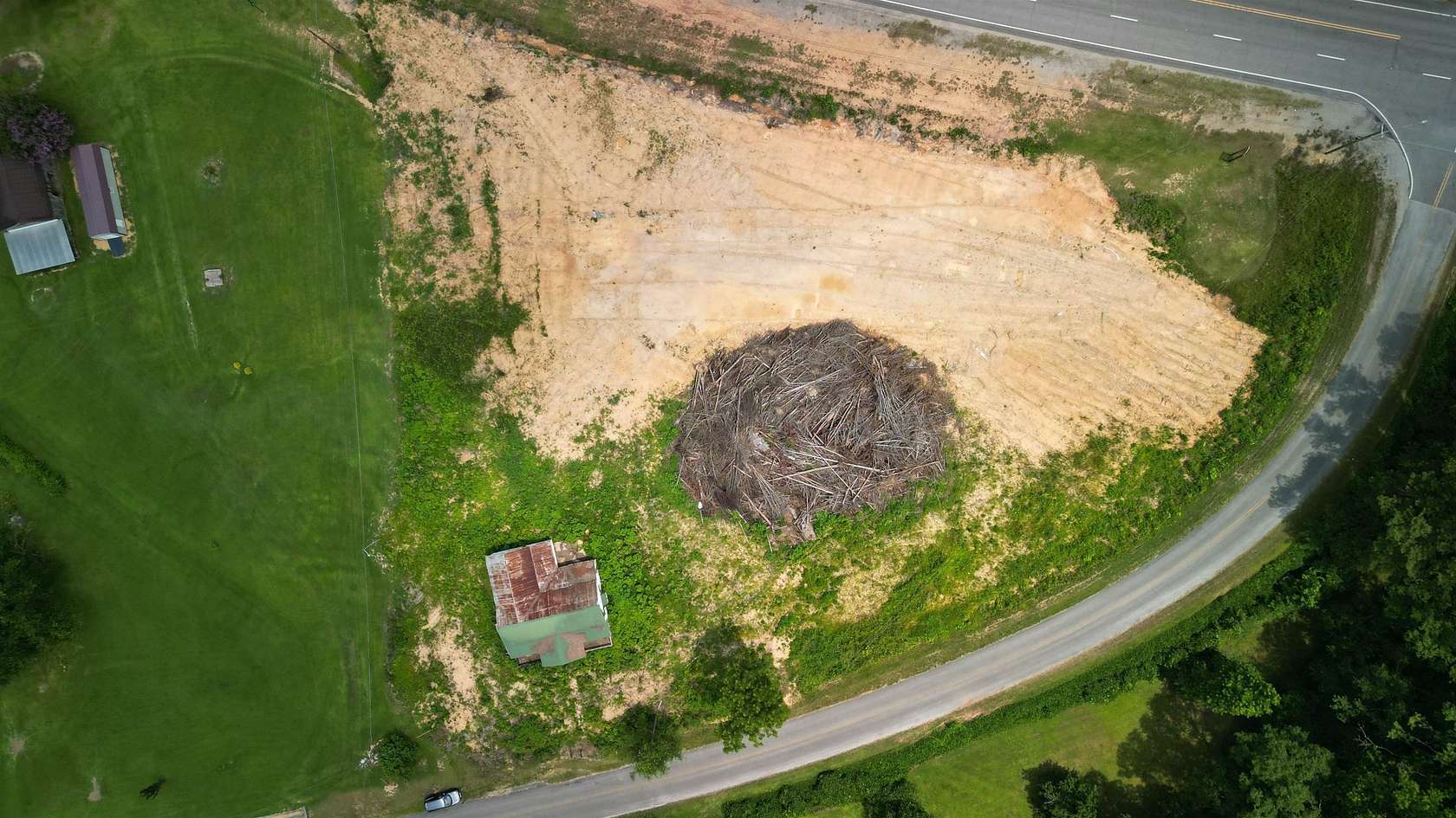 1.8 Acres of Mixed-Use Land for Sale in Guin, Alabama