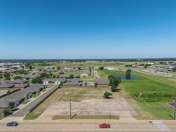 1.25 Acres of Commercial Land for Sale in Shawnee, Oklahoma