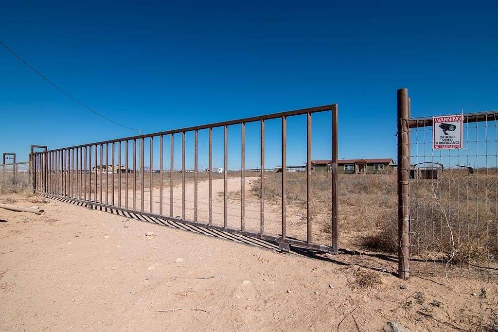 2.8 Acres of Improved Mixed-Use Land for Lease in Midland, Texas