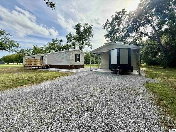 5 Acres of Land with Home for Sale in Winnsboro, Louisiana