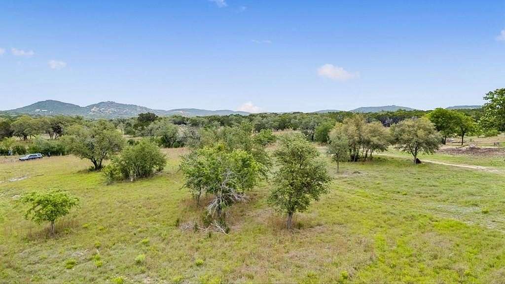 11.9 Acres of Agricultural Land for Sale in Pipe Creek, Texas