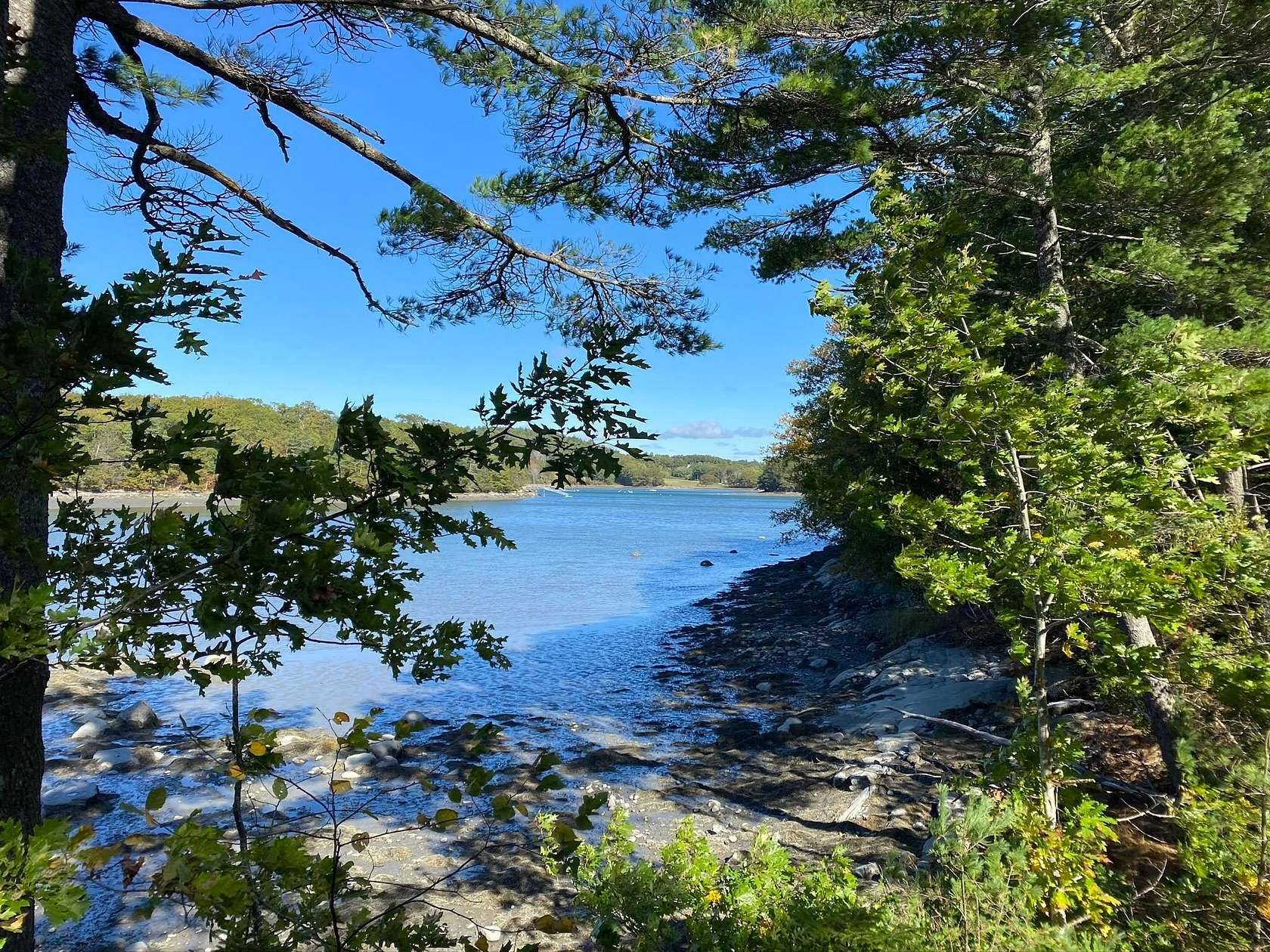 1.38 Acres of Residential Land for Sale in Boothbay, Maine