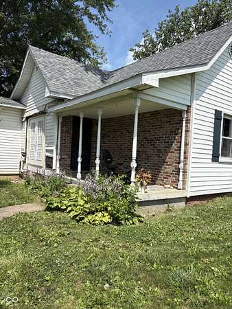 4 Acres of Land with Home for Sale in Sheridan, Indiana
