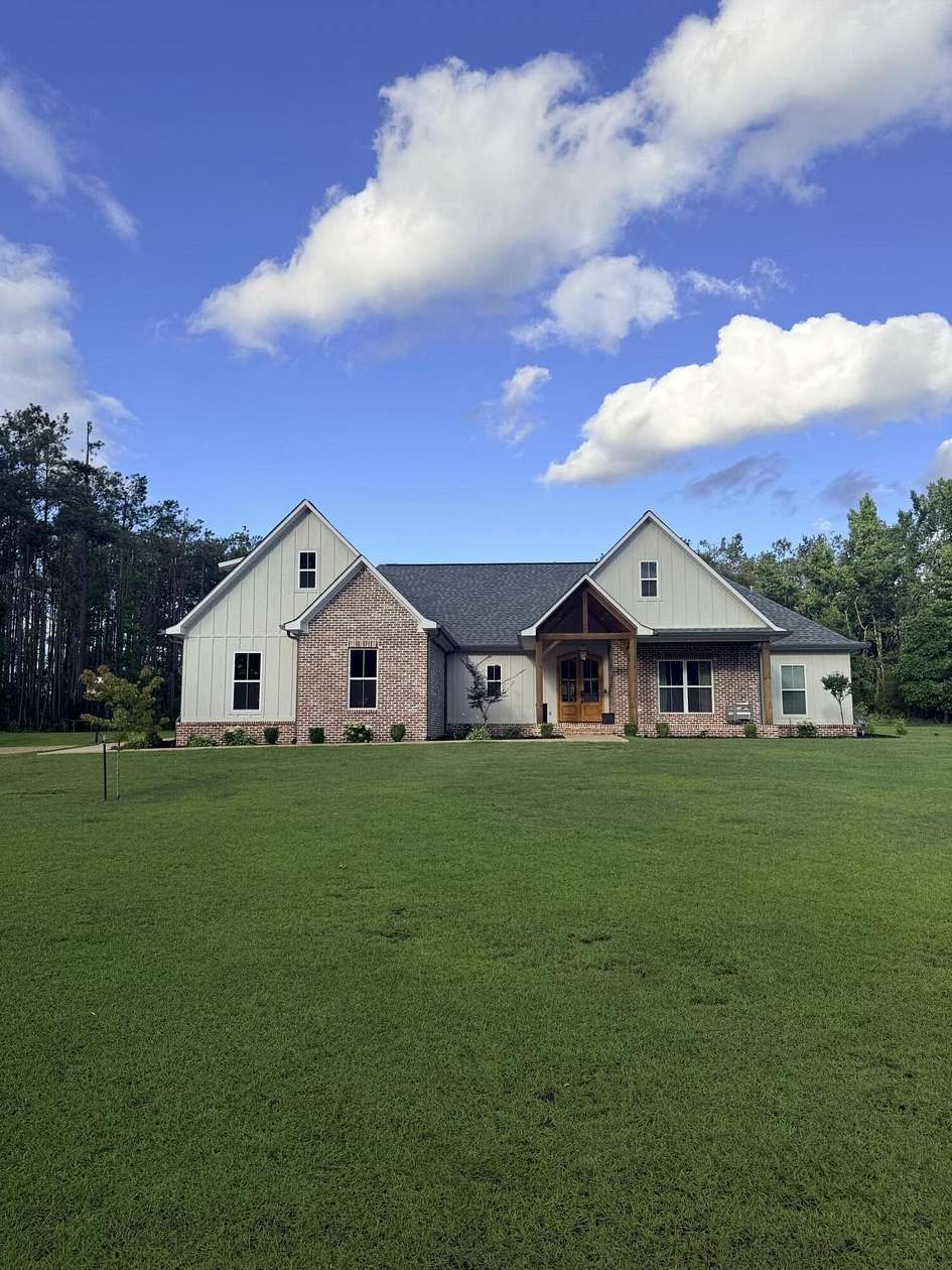 3 Acres of Land with Home for Sale in Corinth, Mississippi
