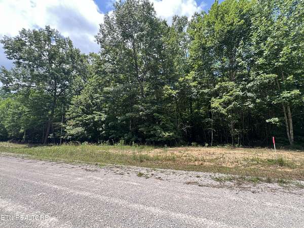 1.45 Acres of Residential Land for Sale in Grimsley, Tennessee