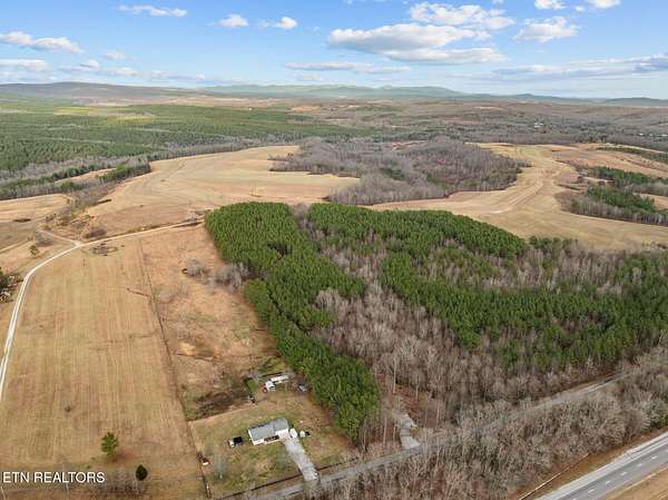 7 Acres of Residential Land for Sale in Rockwood, Tennessee