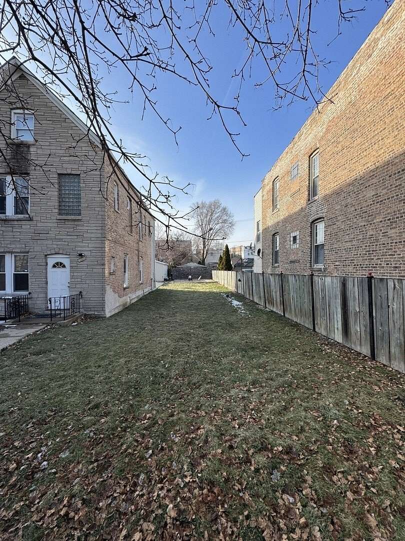 0.07 Acres of Residential Land for Sale in Chicago, Illinois