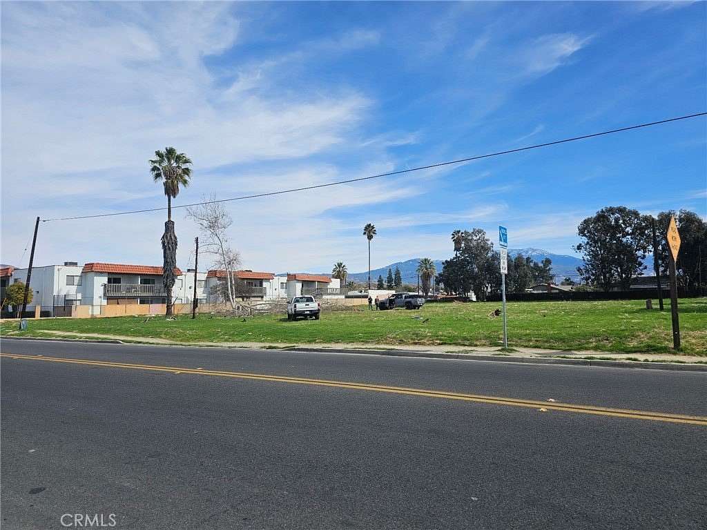 1.35 Acres of Residential Land for Sale in Hemet, California