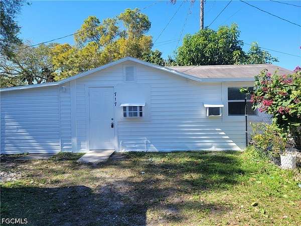 0.59 Acres of Land with Home for Lease in Fort Myers, Florida