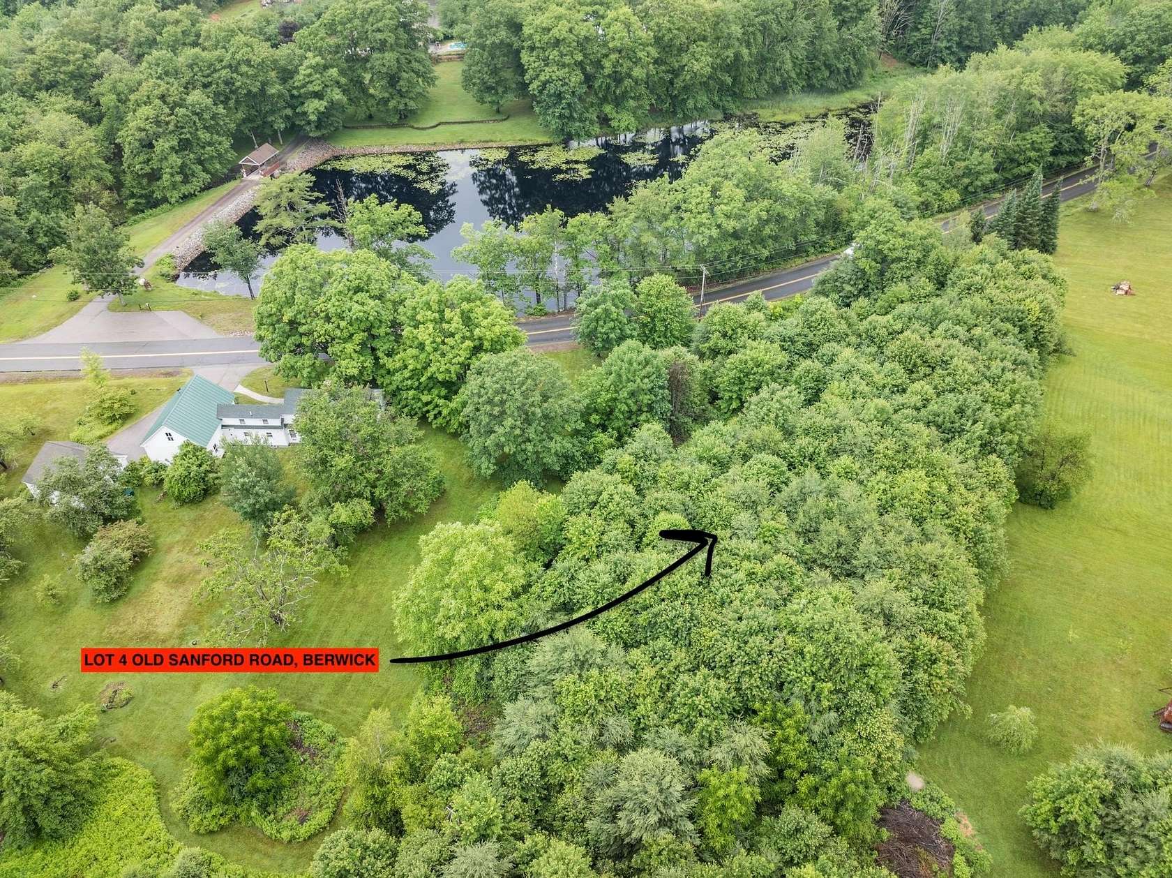 1.37 Acres of Residential Land for Sale in Berwick, Maine