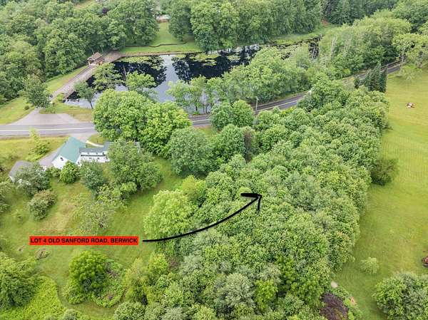 1.37 Acres of Residential Land for Sale in Berwick, Maine