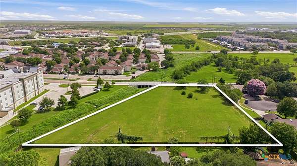 2.27 Acres of Commercial Land for Sale in Victoria, Texas