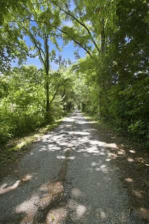21.5 Acres of Agricultural Land with Home for Sale in Shelbyville, Tennessee