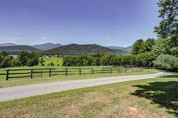 22.3 Acres of Agricultural Land with Home for Sale in Big Island, Virginia