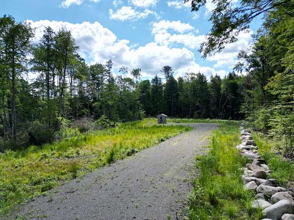 1.6 Acres of Residential Land for Sale in Lincoln, Maine
