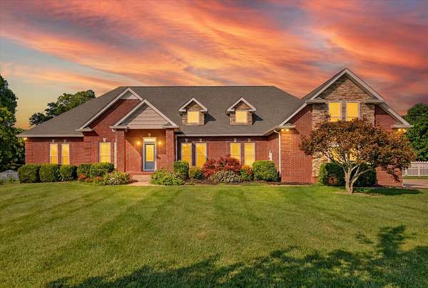 1.67 Acres of Land with Home for Sale in Clarksville, Tennessee
