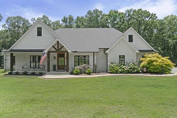 17.6 Acres of Land with Home for Sale in Wynne, Arkansas