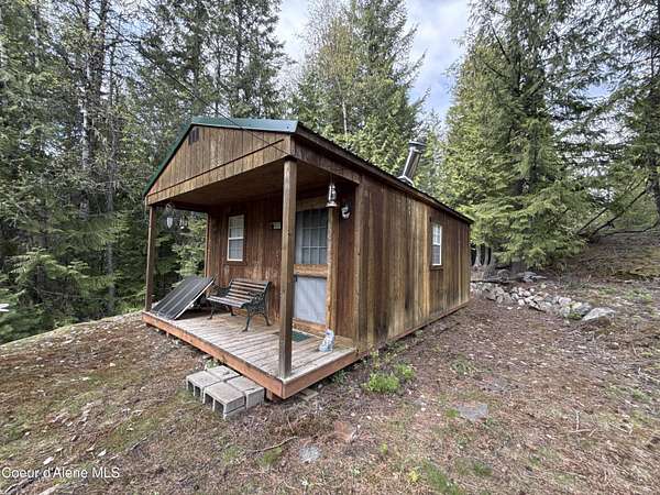 10 Acres of Improved Residential Land for Sale in Sandpoint, Idaho
