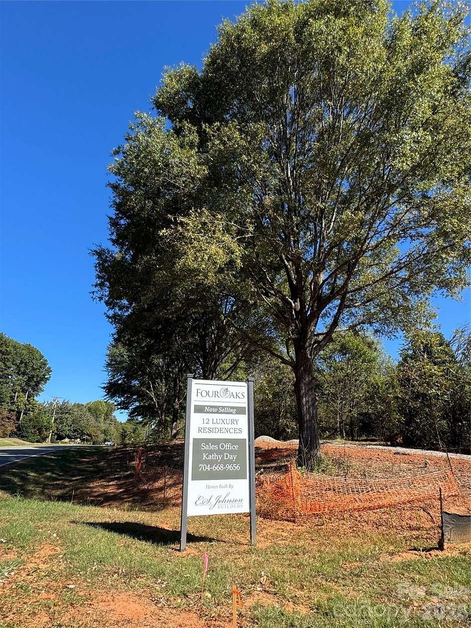 0.75 Acres of Residential Land for Sale in Huntersville, North Carolina