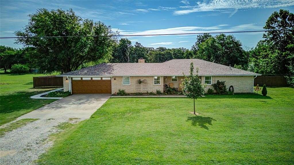2.4 Acres of Land with Home for Sale in Harrah, Oklahoma