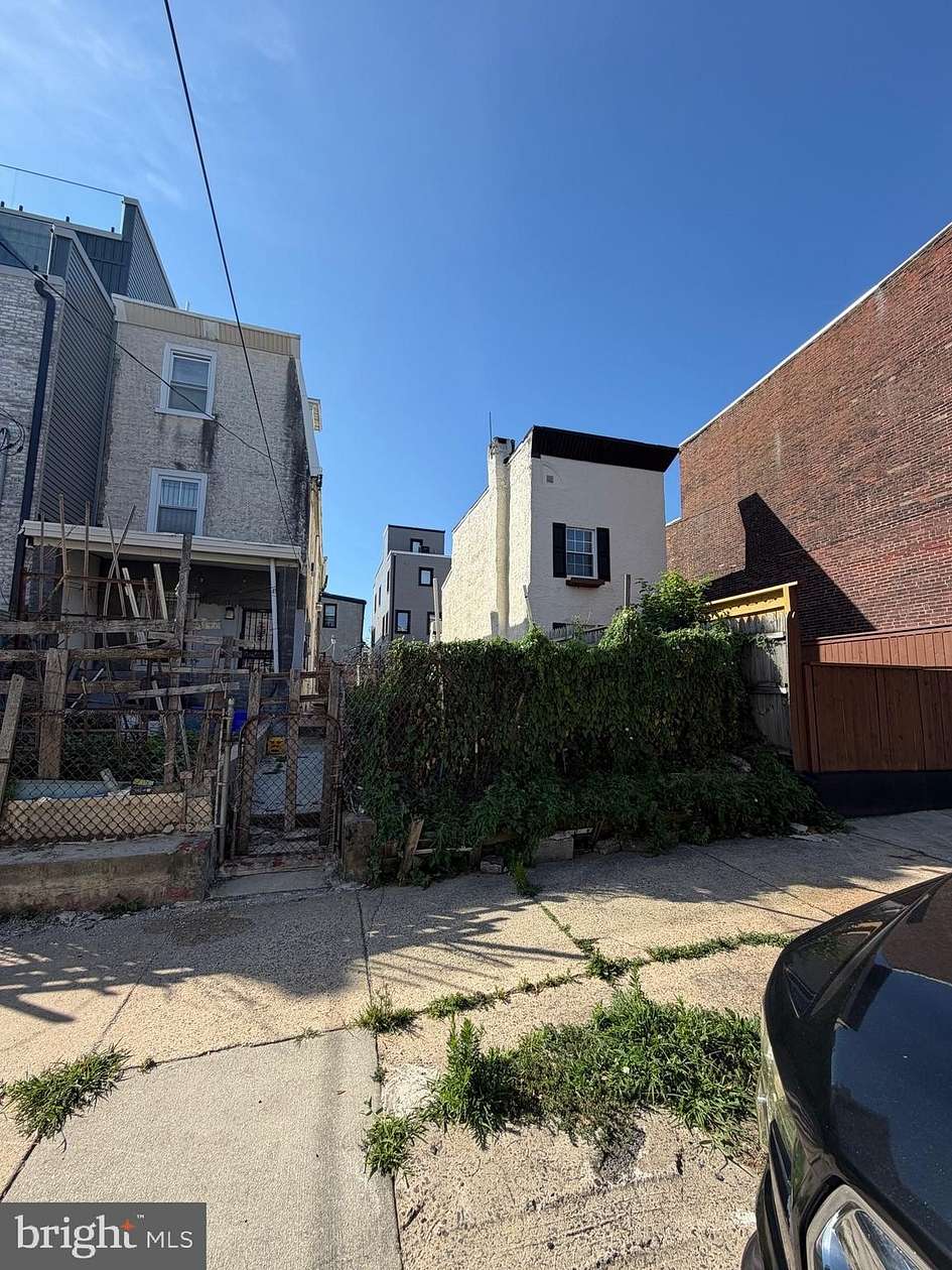 0.03 Acres of Residential Land for Sale in Philadelphia, Pennsylvania