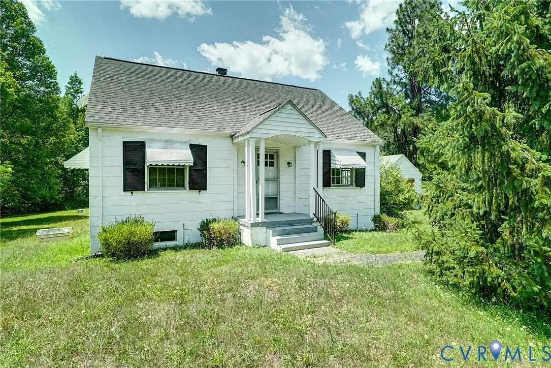 13.8 Acres of Land with Home for Sale in New Canton, Virginia
