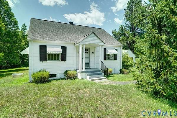 13.8 Acres of Land with Home for Sale in New Canton, Virginia