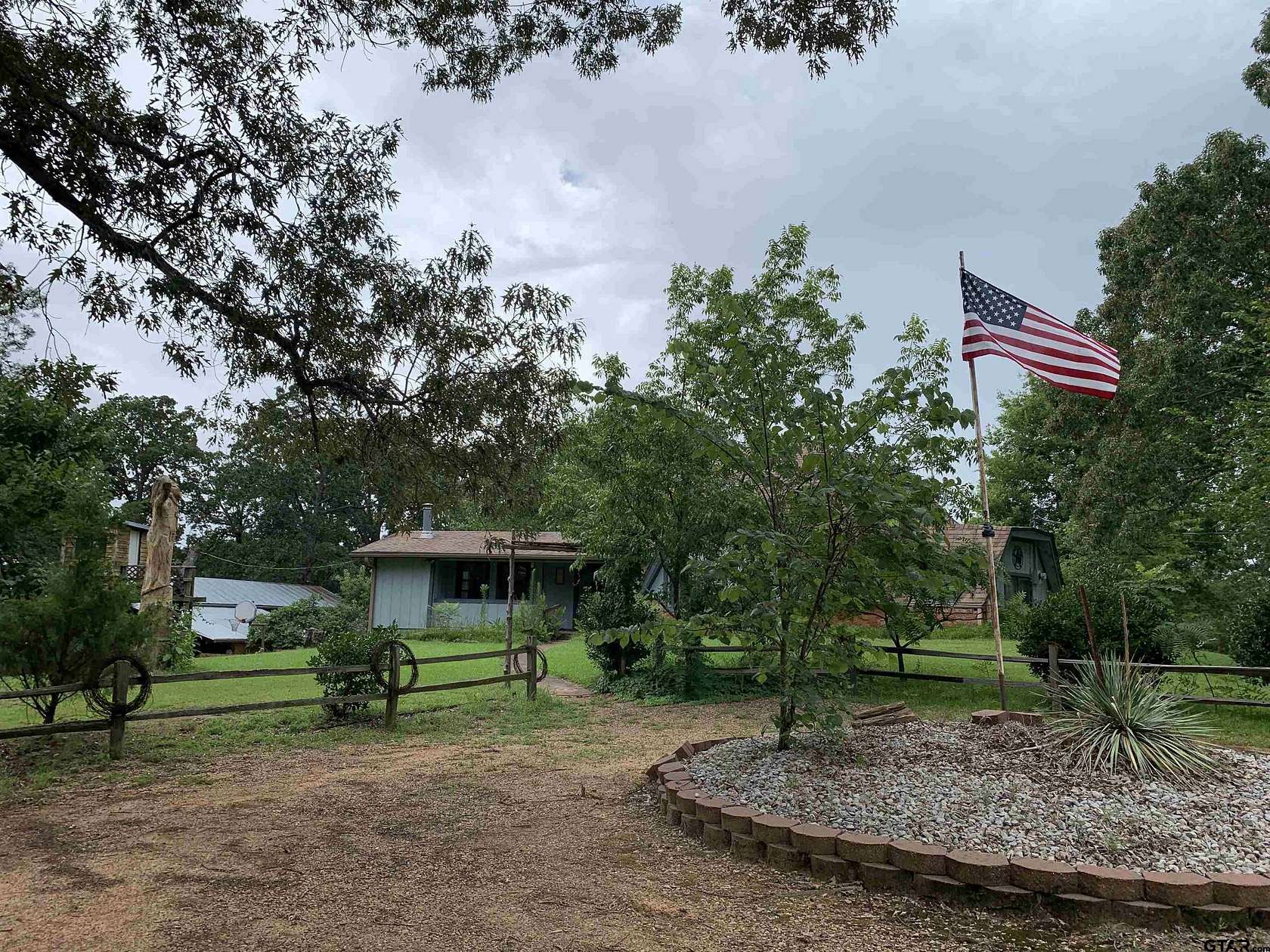 12 Acres of Land with Home for Sale in Alba, Texas