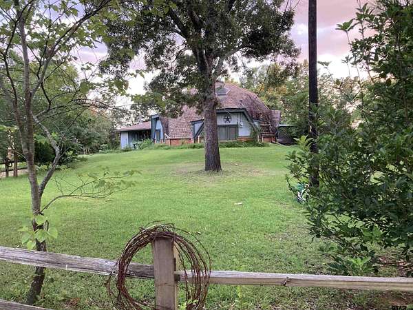 12 Acres of Land with Home for Sale in Alba, Texas