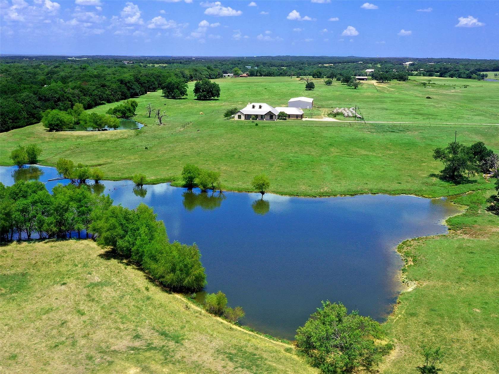 28 Acres of Land with Home for Sale in Valley View, Texas