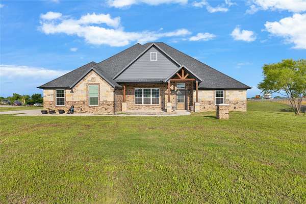 2.53 Acres of Land with Home for Lease in Weatherford, Texas