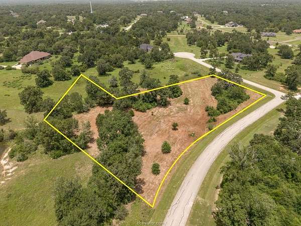2.3 Acres of Residential Land for Sale in Iola, Texas