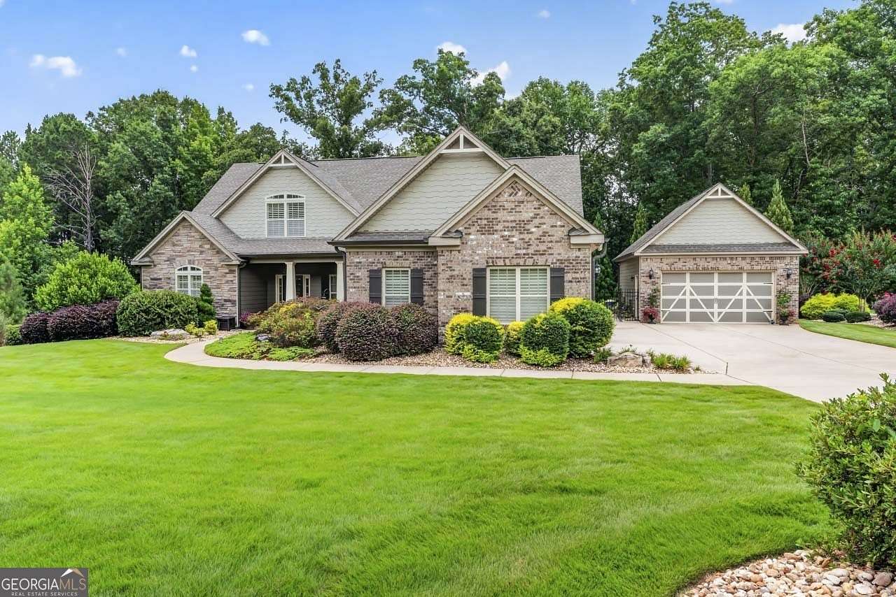 1.5 Acres of Land with Home for Sale in Locust Grove, Georgia