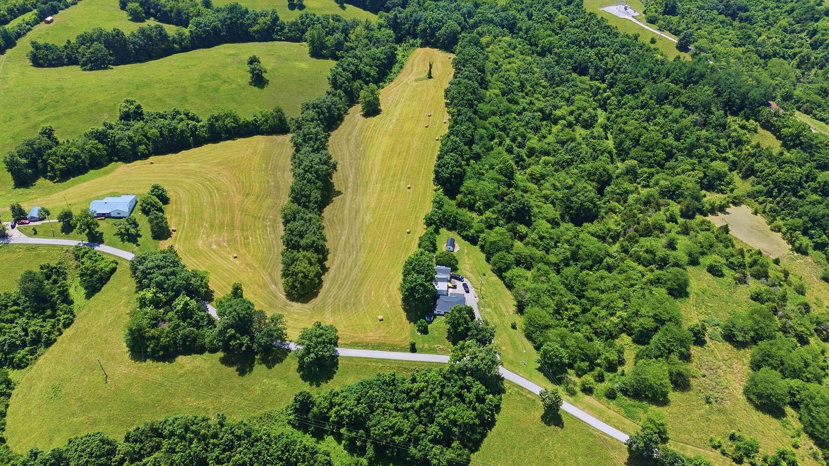 15 Acres of Recreational & Residential Land for Sale in Lawrenceburg, Kentucky
