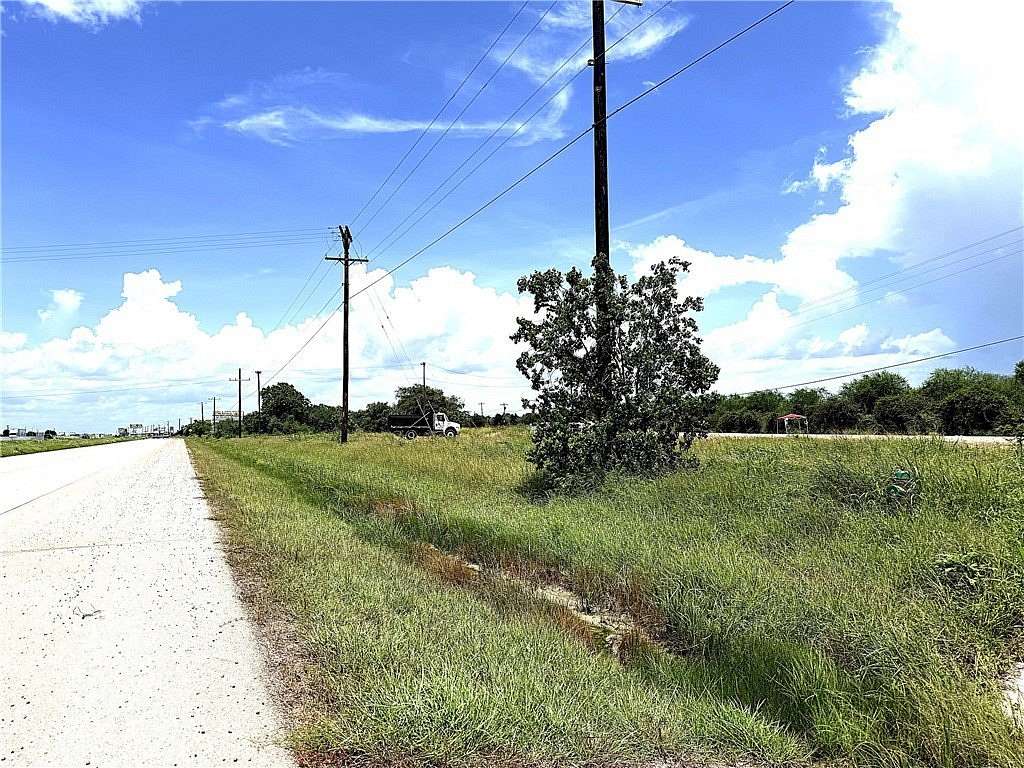 0.84 Acres of Commercial Land for Sale in Victoria, Texas