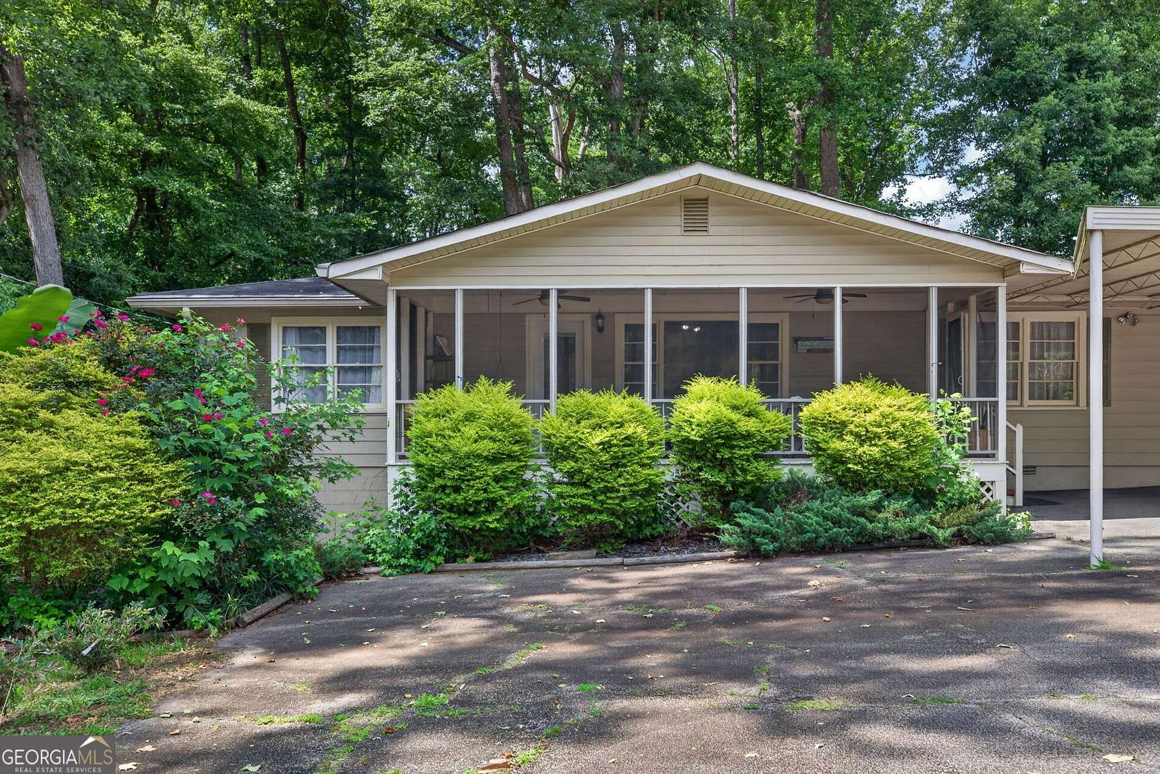 2.46 Acres of Improved Mixed-Use Land for Sale in Powder Springs, Georgia
